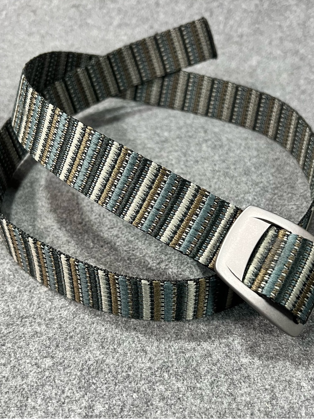 Bison Designs Nylon Web Stealth Belt Men’s Medium Seagate Gunmetal Buckle 32-38